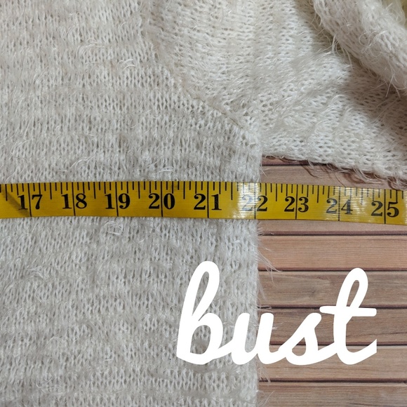 Hinge Eyelash Knit Textured Cardigan - Picture 2 of 7